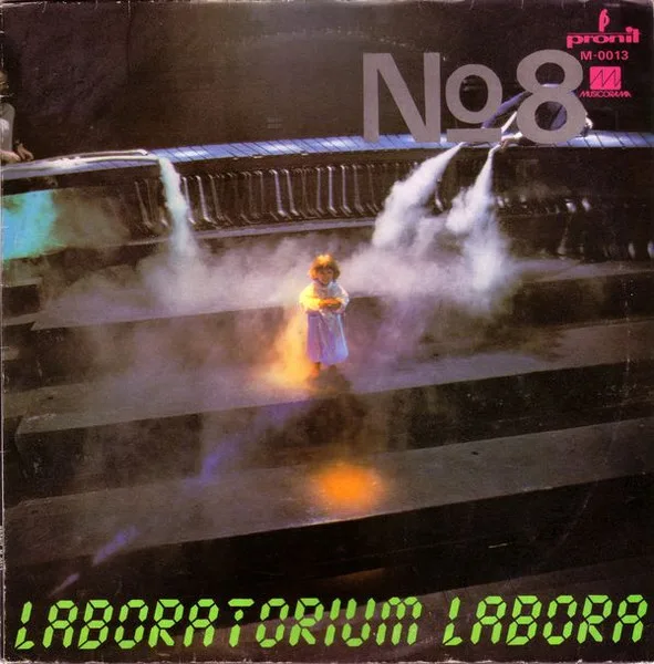 Laboratorium — No 8 1984 PL